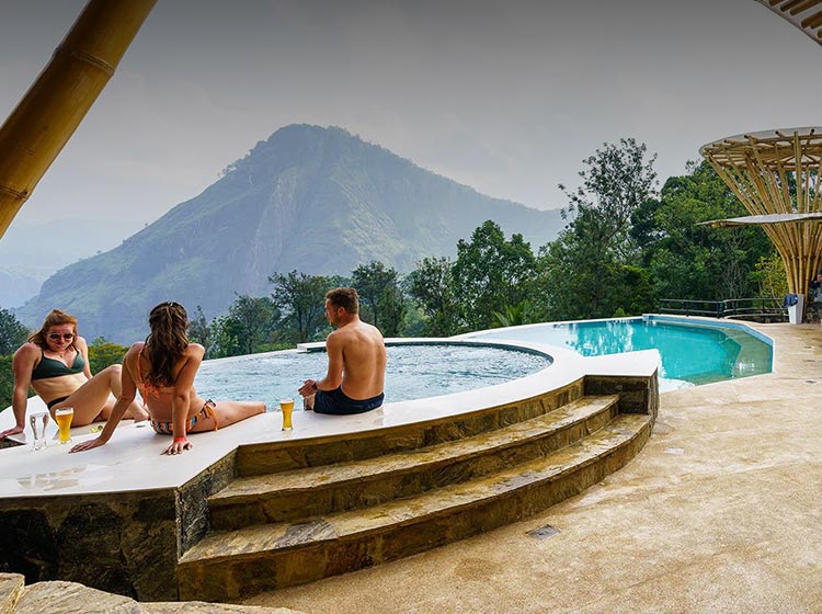 ravana pool club facilites mobile header image 2